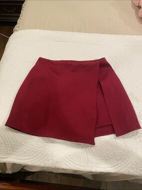 Slit Skort